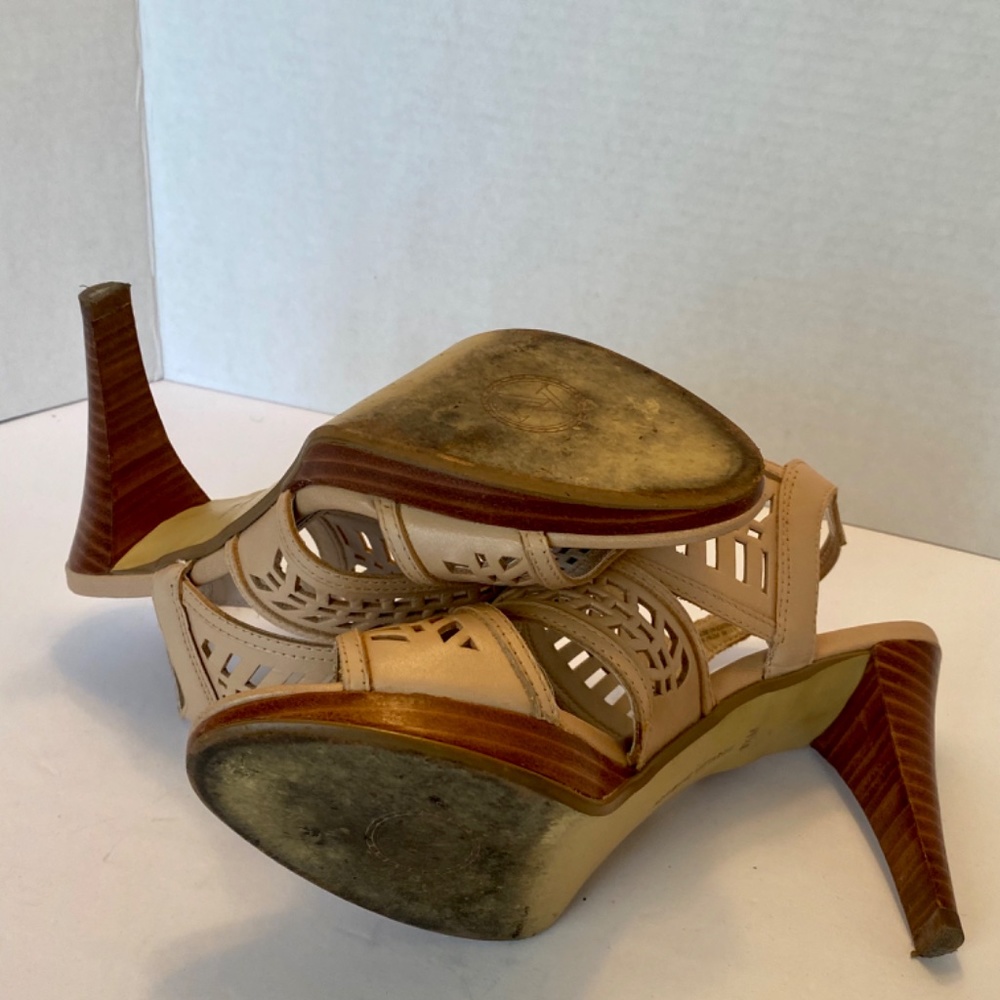LEATHER SANDAL - Picture 4 of 4